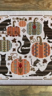 Perunov Color - Cats in Pumpkins by Nadezhda Brizhak  XSD + PCS