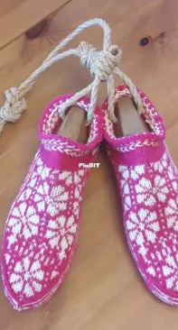PINK - Yellow Pansy Slippers