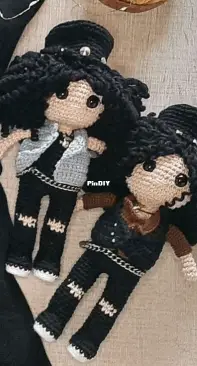 Oficina dos Amigurumis - Ana Júlia Ulmi - Slash - Portuguese