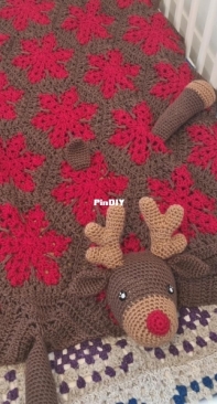Crafting Happiness - Ariana Goldberry - 3 in 1 Reindeer Baby Blanket - Promo version