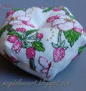 Faby Reilly - my Apple Blossom Biscornu