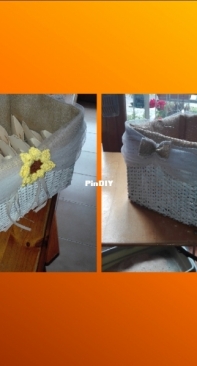 Paper straws wedding box with crochet sunflowers