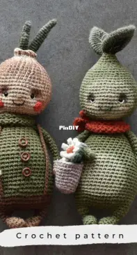 Straw Animals - Julia / Juliya Ustimenko - Plants
