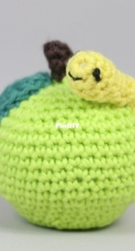 Hobbii Friends - Marjan van der Leer - Apple with Worm - Mela con vermetto - Italian - Free